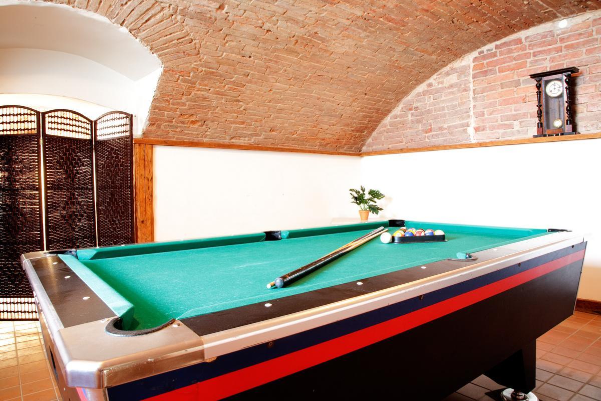 Hotel Grasu Pils Cesvaine Esterno foto